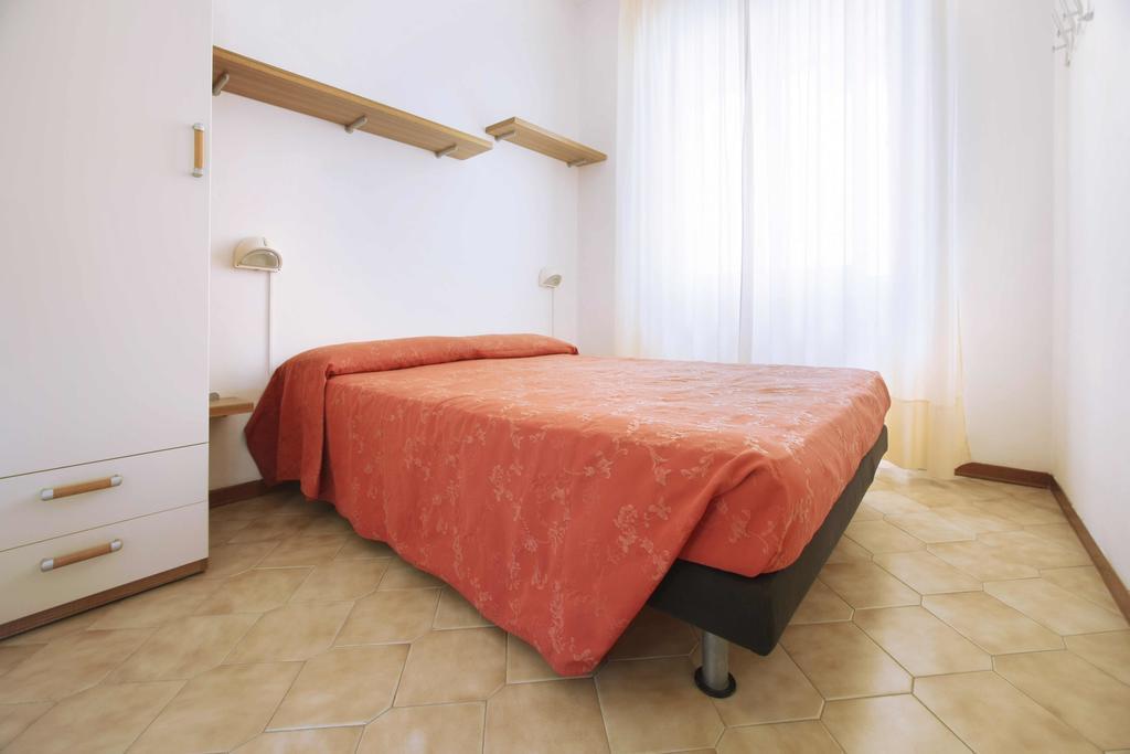 Residence Barusso Alassio Camera foto